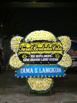 Papan Bunga Duka di Pasir Sunur